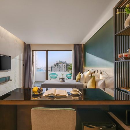 Satya Da Nang Hotel Han Market Bagian luar foto