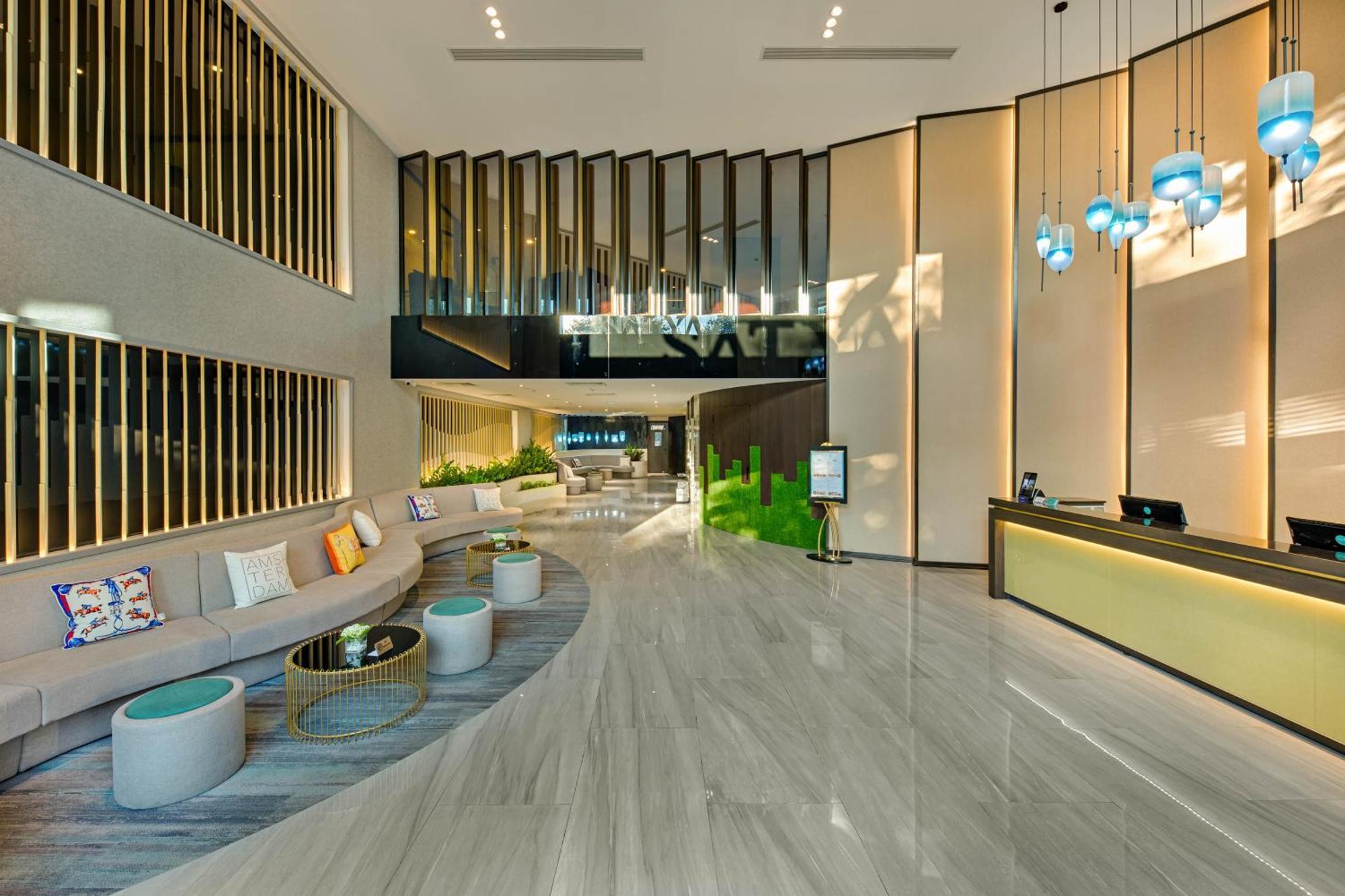 Satya Da Nang Hotel Han Market Bagian luar foto