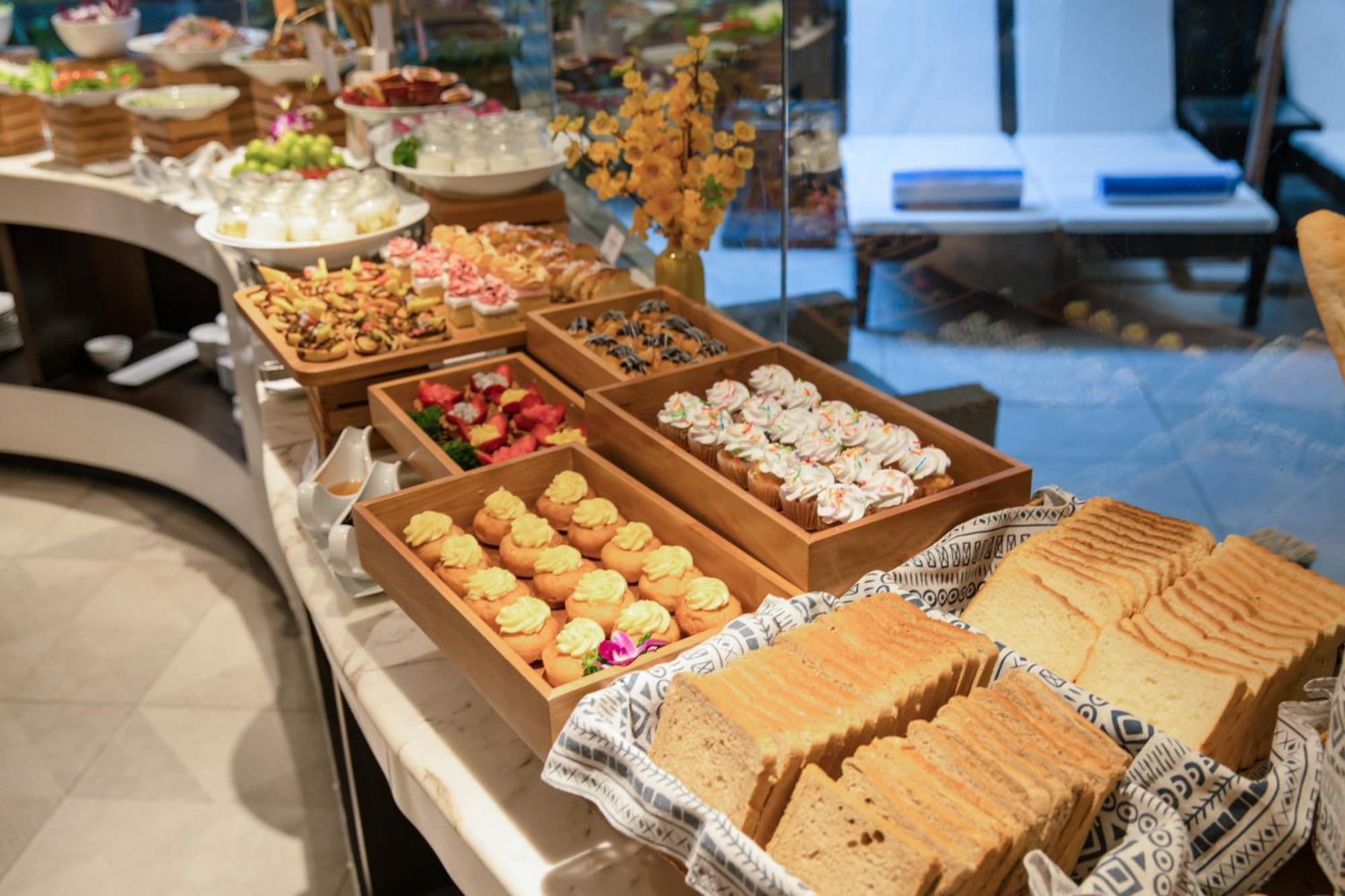 Satya Da Nang Hotel Han Market Bagian luar foto