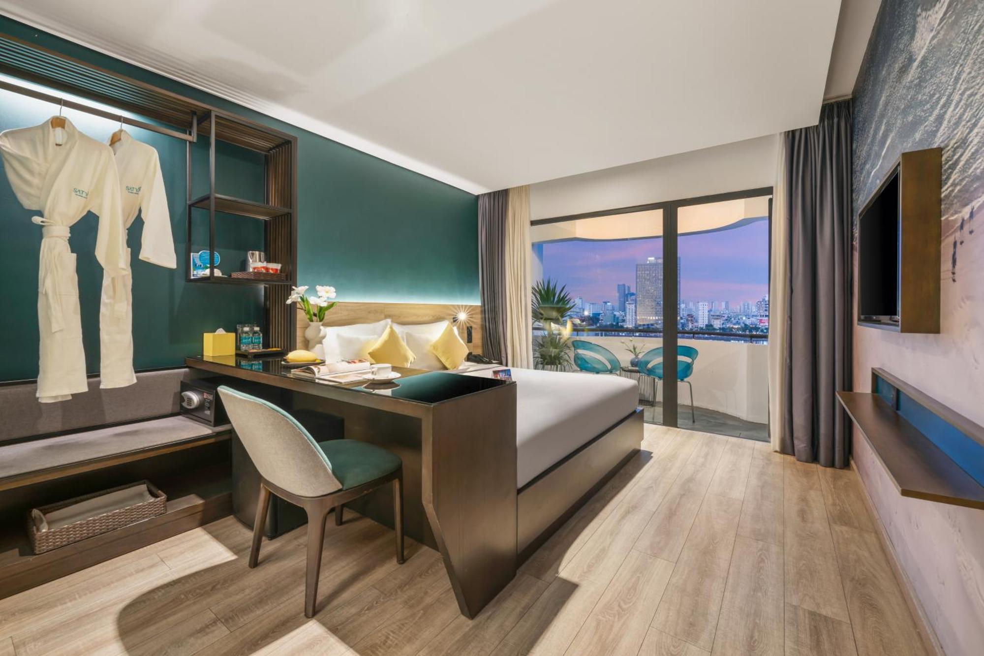 Satya Da Nang Hotel Han Market Bagian luar foto