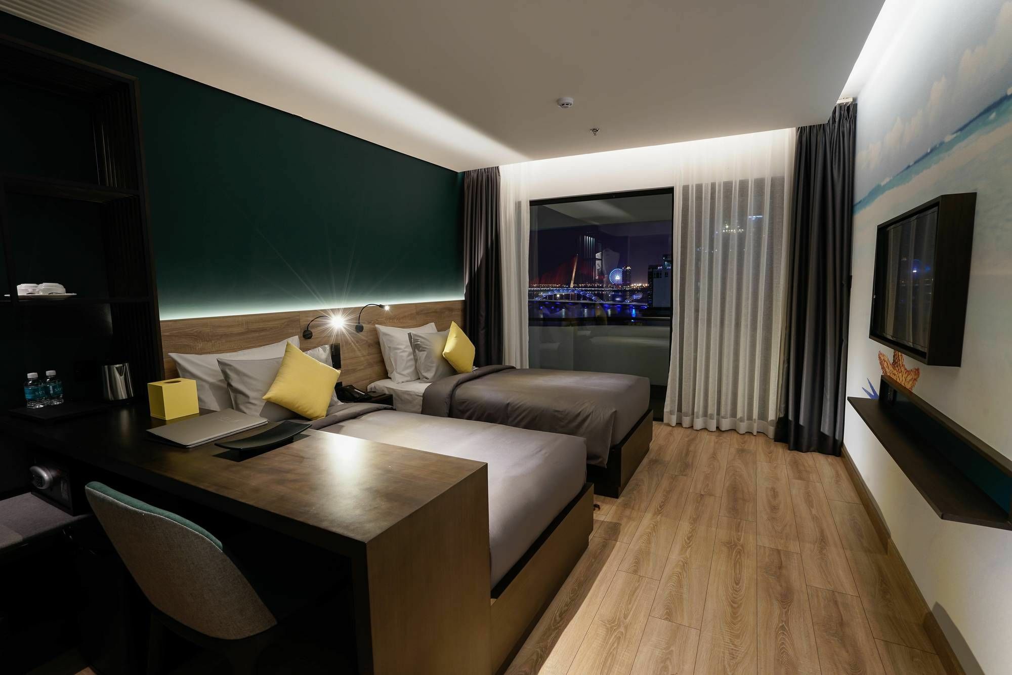 Satya Da Nang Hotel Han Market Bagian luar foto